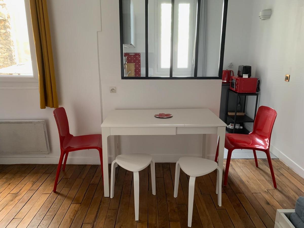 Studio Perfect For 2 Adults And 1 Kid, And Up To 2 Kids - Jourdain 20E, 25Mn To Louvre Via Line M11 Париж Экстерьер фото
