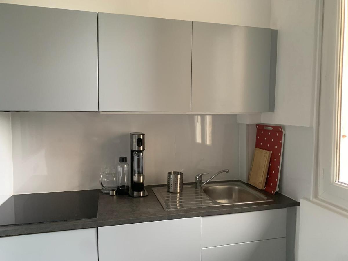 Studio Perfect For 2 Adults And 1 Kid, And Up To 2 Kids - Jourdain 20E, 25Mn To Louvre Via Line M11 Париж Экстерьер фото