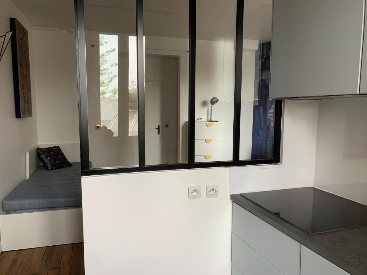 Studio Perfect For 2 Adults And 1 Kid, And Up To 2 Kids - Jourdain 20E, 25Mn To Louvre Via Line M11 Париж Экстерьер фото
